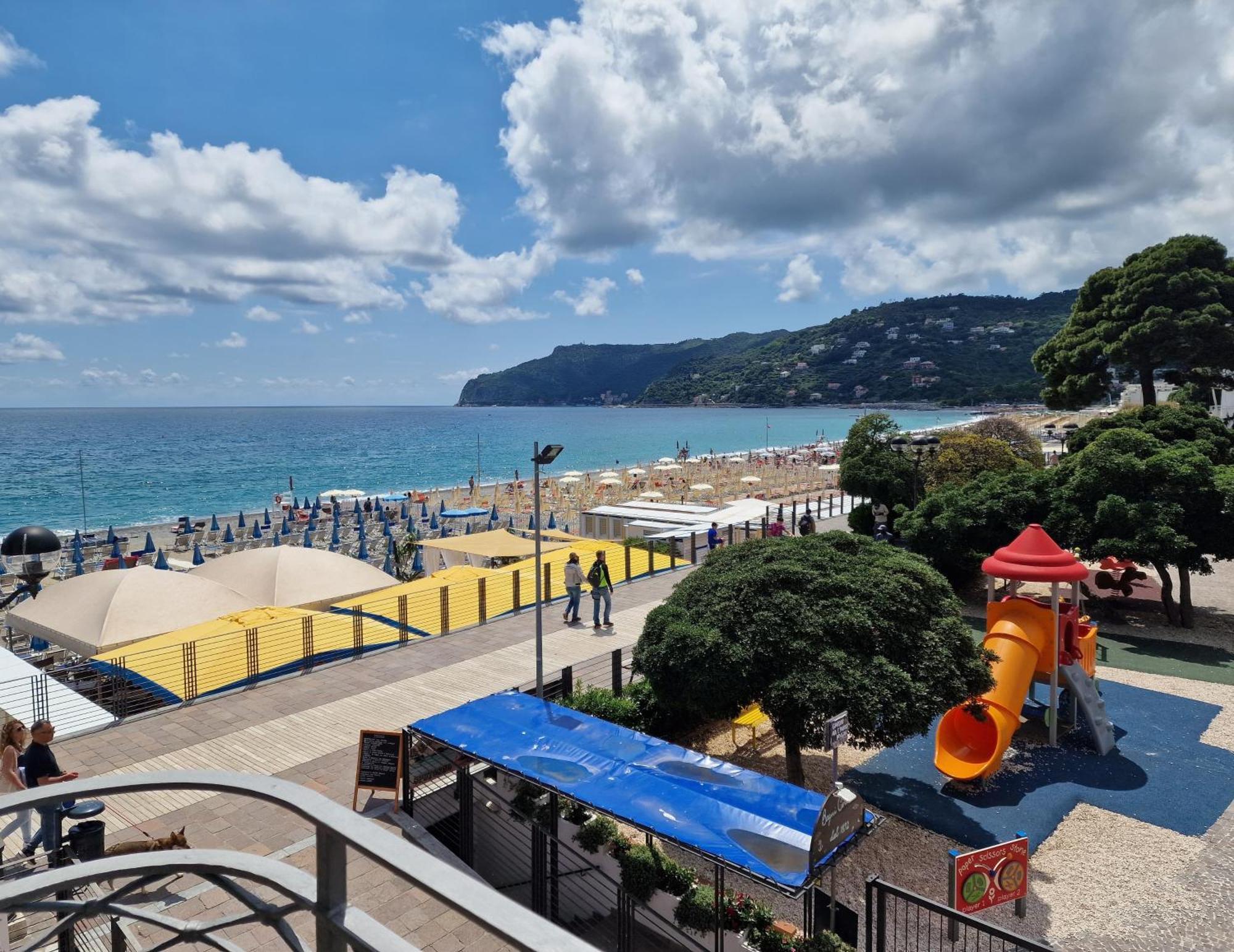Hotel Miramare Spotorno Quarto foto